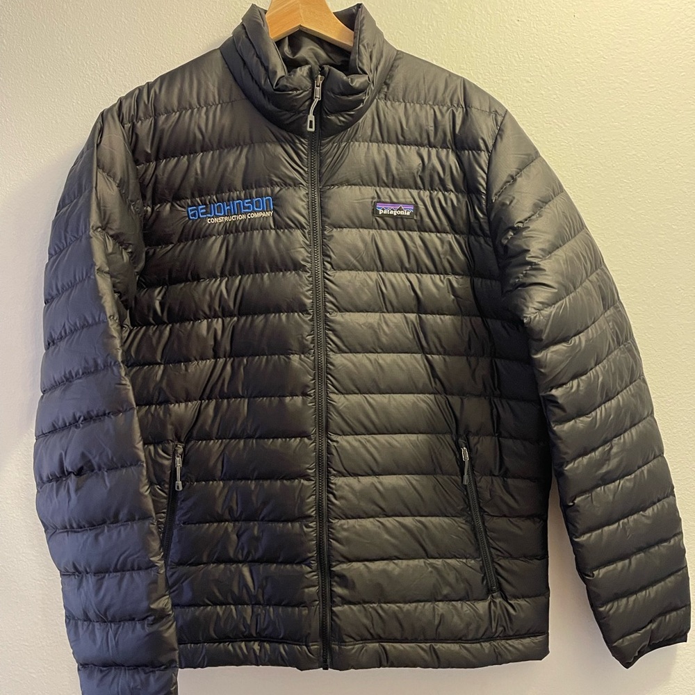Patagonia Men's Down Sweater Jacket Size L Black